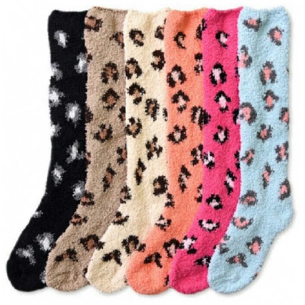 FUZZY Leopard Socks